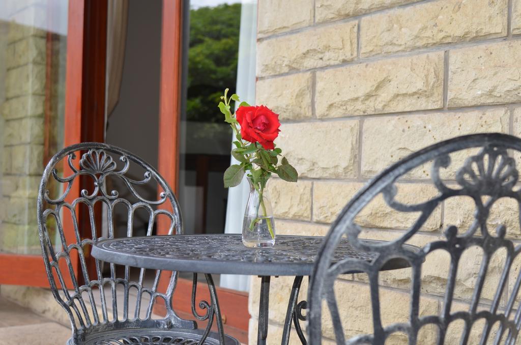 Riverwalk Bed And Breakfast Clarens Exterior foto